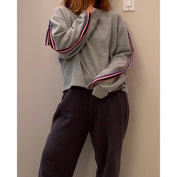 ZARA | Grey Cotton-Blend Crewneck Sweater with Striped Belts attached to Sleeves - Picture 5 of 8